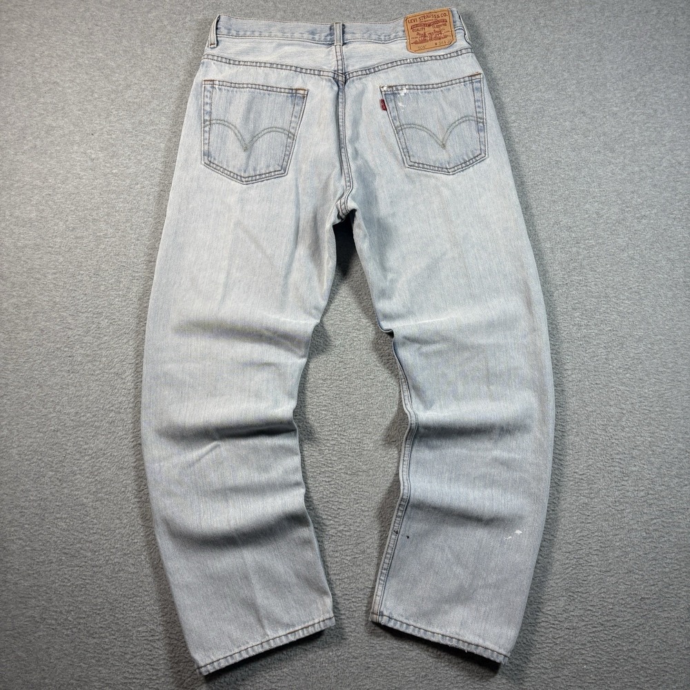 VTG Levis 505 Jeans Mens 34x30 Light Wash Denim Regular Fit Straight Y2K 2005